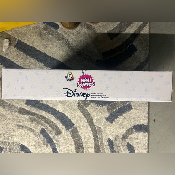 Mini Brand Dinsey Store - Picture 4 of 4